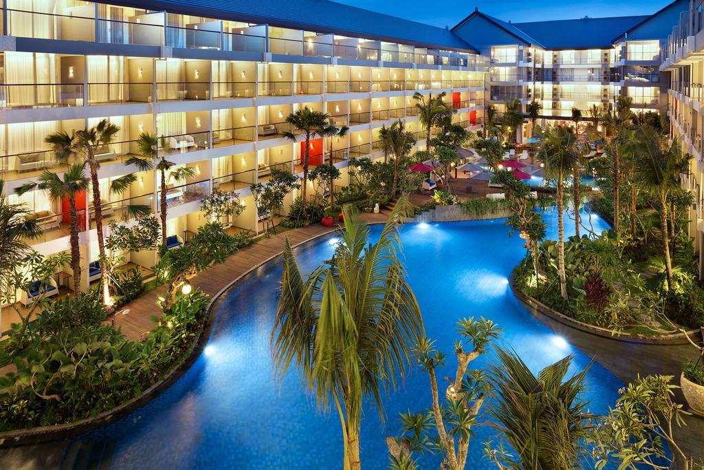 Ramada Encore By Wyndham Bali Seminyak Exterior photo